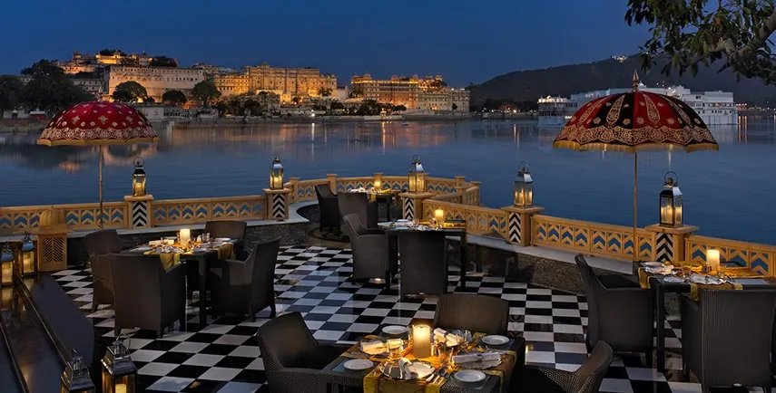 Leela Palace stands on the Bank of Lake Pichola