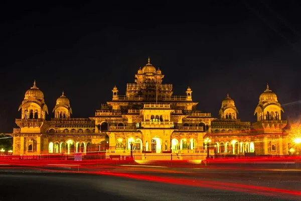Albert Hall Museum famous for its Handicrafts and Paintings