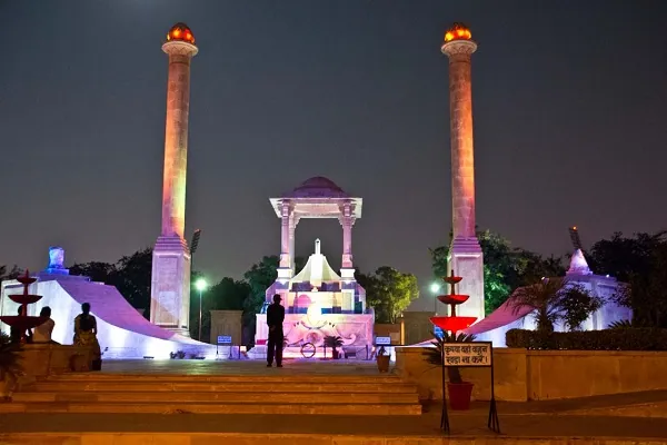 Explore the Beauty of Amar Jawan Jyoti