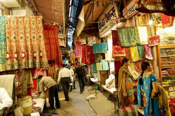 Traditional Shopping Market in Jaipur 