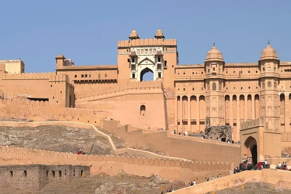 Amber Fort famous Monument to visit During Golden Triangle Tour 
