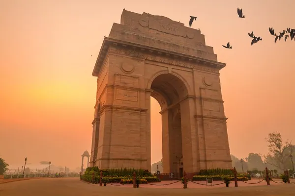 India Gate is one of the best place to visit During Golden Triangle Tour
