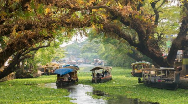 Luxury Kerala Holidays Package