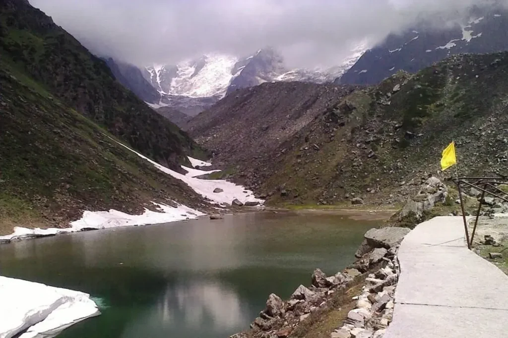 chorabari-lake in kedarnath